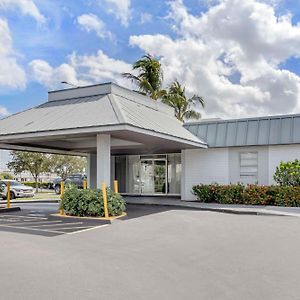 Quality Inn Downtown Stuart